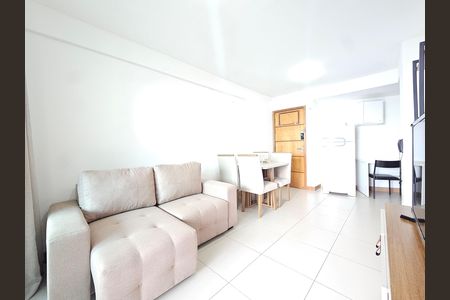 Apartamento para alugar com 90m², 2 quartos e 1 vagasala