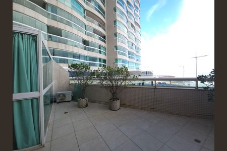 Apartamento para alugar com 90m², 2 quartos e 1 vagaVaranda