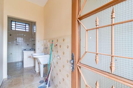Casa para alugar com 50m², 2 quartos e 1 vagaÁrea de serviço