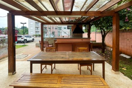 Apartamento para alugar com 50m², 2 quartos e 1 vaga Apartamento para alugar com 50m², 2 quartos e 1 vagaÁrea comum - Churrasqueira