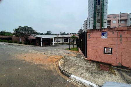 Apartamento para alugar com 50m², 2 quartos e 1 vaga Apartamento para alugar com 50m², 2 quartos e 1 vagaFachada Condomínio