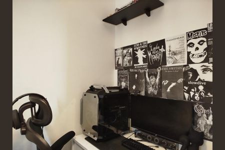 Quarto 1 de apartamento para alugar com 2 quartos, 34m² em Guaiauna, São Paulo