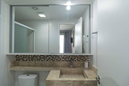 Apartamento à venda com 34m², 1 quarto e 1 vaga Apartamento à venda com 34m², 1 quarto e 1 vagaBanheiro da Suíte