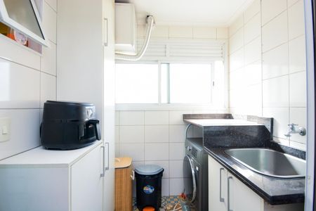 Apartamento à venda com 77m², 2 quartos e 2 vagasÁrea de Serviço