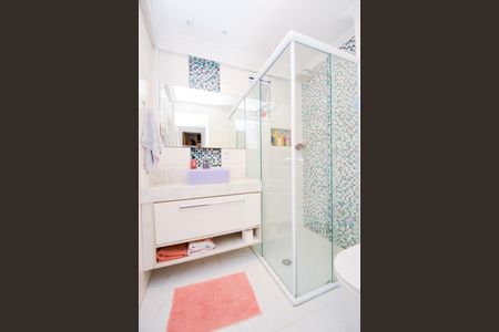 Apartamento à venda com 77m², 2 quartos e 2 vagasBanheiro Social