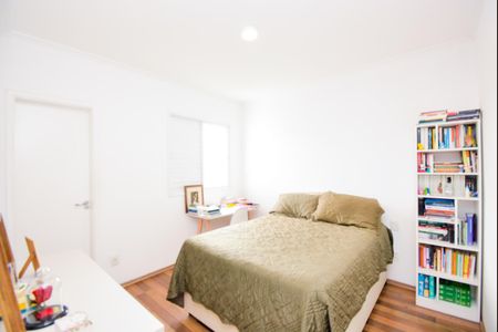 Apartamento à venda com 77m², 2 quartos e 2 vagasSuíte