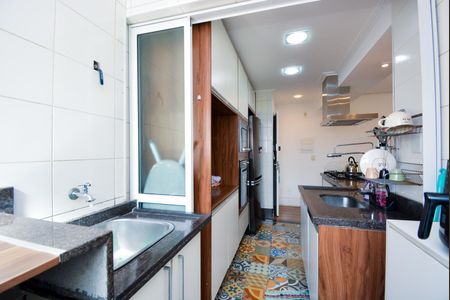 Apartamento à venda com 77m², 2 quartos e 2 vagasÁrea de Serviço