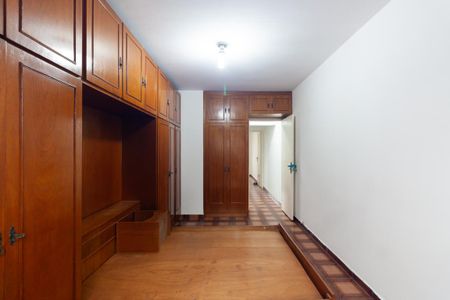 Casa para alugar com 180m², 2 quartos e 2 vagasQuarto 2