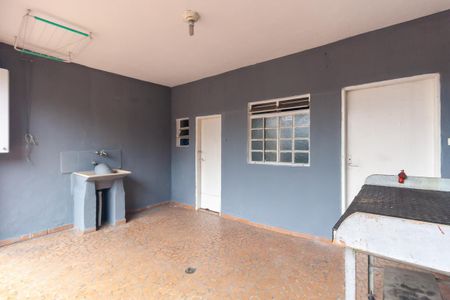 Casa para alugar com 180m², 2 quartos e 2 vagasÁrea de Serviço
