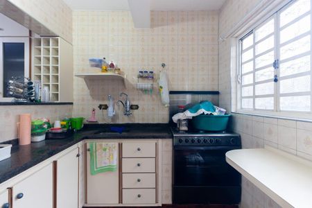 Casa para alugar com 180m², 2 quartos e 2 vagasCozinha