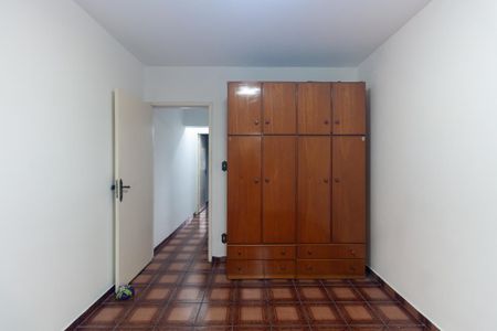 Casa para alugar com 180m², 2 quartos e 2 vagasQuarto 1