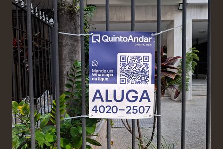 Apartamento à venda com 100m², 3 quartos e sem vaga Apartamento à venda com 100m², 3 quartos e sem vagaPlaca