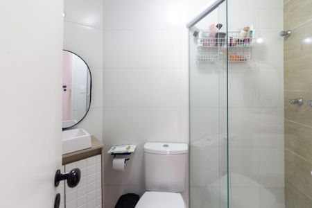 Apartamento à venda com 73m², 3 quartos e 1 vaga Apartamento à venda com 73m², 3 quartos e 1 vagaBanheiro Social