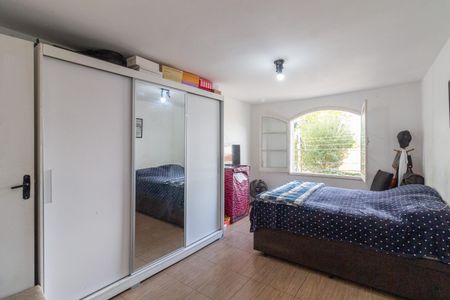Casa à venda com 76m², 2 quartos e 2 vagasQuarto 1 