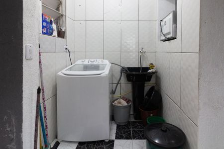 Casa à venda com 76m², 2 quartos e 2 vagasÁrea de Serviço