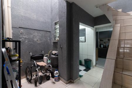 Casa à venda com 76m², 2 quartos e 2 vagasÁrea de Serviço