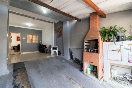 Casa à venda com 76m², 2 quartos e 2 vagasGaragem
