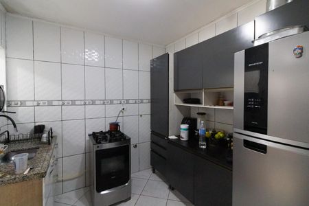 Casa à venda com 76m², 2 quartos e 2 vagasCozinha