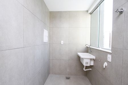 Apartamento à venda com 77m², 2 quartos e 2 vagasÁrea de Serviço