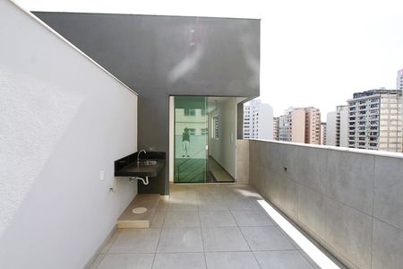 Apartamento à venda com 77m², 2 quartos e 2 vagasCobertura