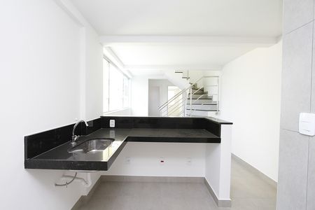 Apartamento à venda com 77m², 2 quartos e 2 vagasCozinha