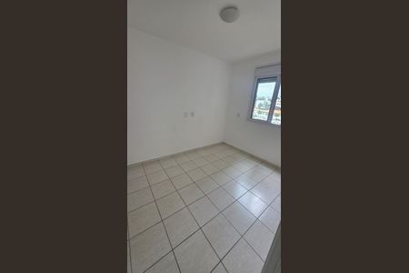 Apartamento para alugar com 72m², 3 quartos e 1 vaga Apartamento para alugar com 72m², 3 quartos e 1 vagaQuarto