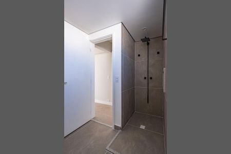 Apartamento à venda com 84m², 2 quartos e 2 vagas Apartamento à venda com 84m², 2 quartos e 2 vagasSuíte
