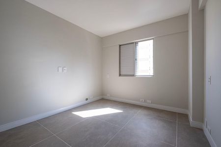 Apartamento à venda com 84m², 2 quartos e 2 vagas Apartamento à venda com 84m², 2 quartos e 2 vagasQuarto 2
