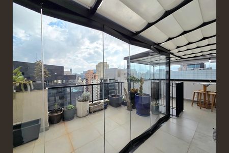 Apartamento para alugar com 101m², 1 quarto e 1 vagaCobertura