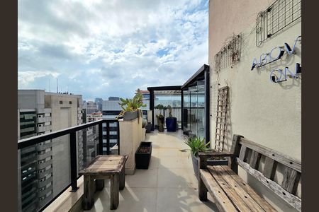 Apartamento para alugar com 101m², 1 quarto e 1 vagaCobertura