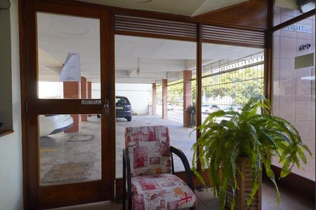 Apartamento para alugar com 68m², 2 quartos e 1 vaga Apartamento para alugar com 68m², 2 quartos e 1 vagaHall de entrada