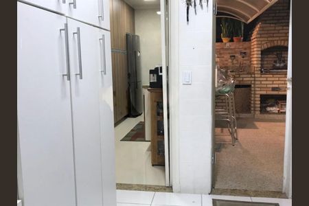 Apartamento à venda com 131m², 2 quartos e 1 vaga