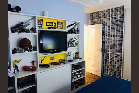 Apartamento à venda com 131m², 2 quartos e 1 vaga
