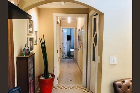 Apartamento à venda com 131m², 2 quartos e 1 vaga