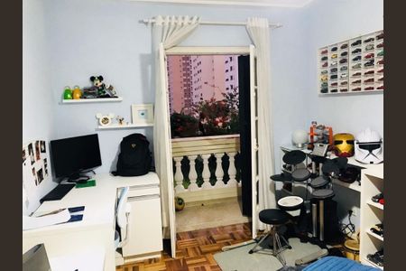 Apartamento à venda com 131m², 2 quartos e 1 vaga