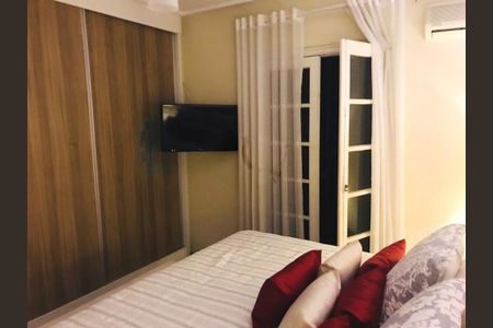 Apartamento à venda com 131m², 2 quartos e 1 vaga
