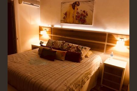 Apartamento à venda com 131m², 2 quartos e 1 vaga