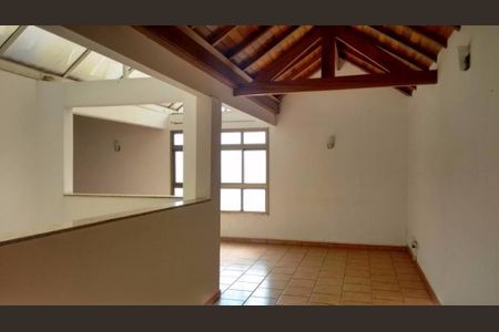 Casa à venda com 3 quartos, 300m² em Jardim Santa Mena, Guarulhos