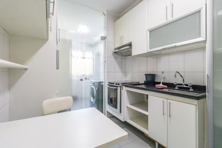 Apartamento à venda com 101m², 2 quartos e 2 vagasCozinha