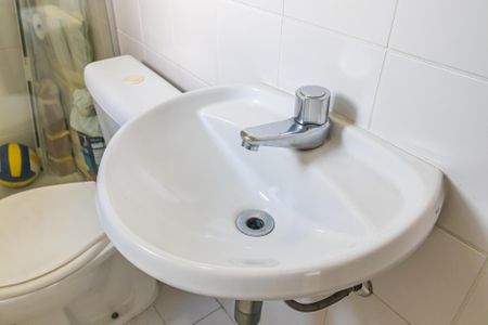 Apartamento à venda com 101m², 2 quartos e 2 vagasBanheiro de Serviço