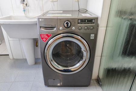 Apartamento à venda com 101m², 2 quartos e 2 vagasÁrea de Serviço