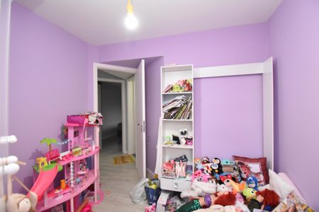 Quarto 2 de apartamento para alugar com 2 quartos, 54m² em Centro, Curitiba
