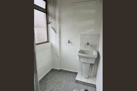 Apartamento à venda com 57m², 2 quartos e sem vaga Apartamento à venda com 57m², 2 quartos e sem vagaÁrea de Serviço