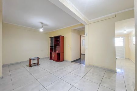 Casa à venda com 120m², 1 quarto e 2 vagasSala