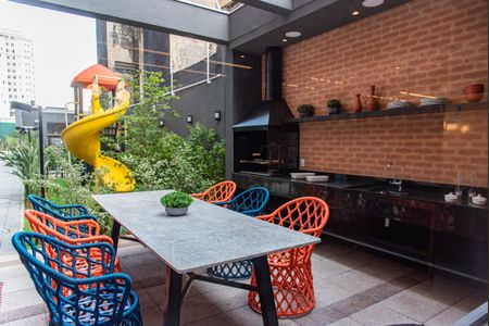 Apartamento à venda com 28m², 1 quarto e 1 vagaÁrea comum - Churrasqueira