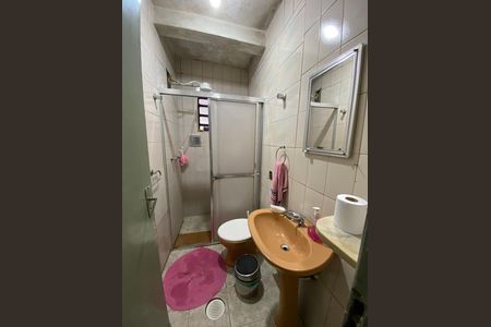 Casa à venda com 286m², 2 quartos e sem vaga Casa à venda com 286m², 2 quartos e sem vagaBanheiro