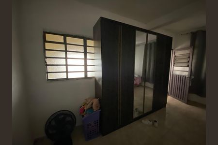 Casa à venda com 286m², 2 quartos e sem vaga Casa à venda com 286m², 2 quartos e sem vagaQuarto 2