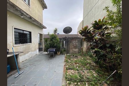 Casa à venda com 286m², 2 quartos e sem vaga Casa à venda com 286m², 2 quartos e sem vagaQuintal