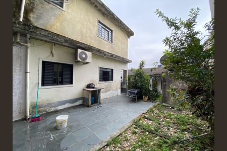 Casa à venda com 286m², 2 quartos e sem vaga Casa à venda com 286m², 2 quartos e sem vagaQuintal