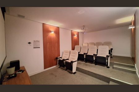 Apartamento à venda com 65m², 2 quartos e 2 vagas Apartamento à venda com 65m², 2 quartos e 2 vagasCinema